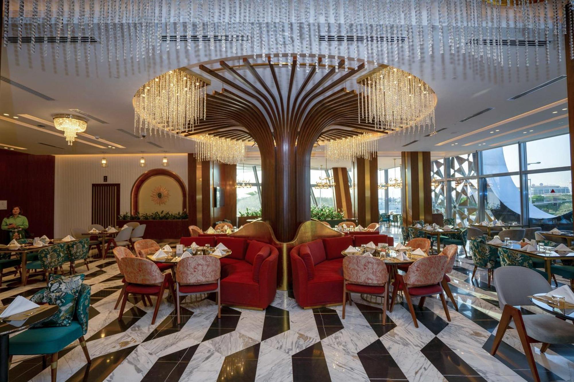 Velero Hotel Doha Lusail Εξωτερικό φωτογραφία The restaurant
